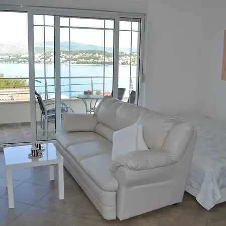 Apartments Oklopcic Trogir Exterior photo