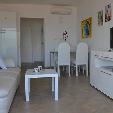 Apartments Oklopcic Trogir Exterior photo